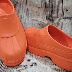 Sorel Women's Orange Mules